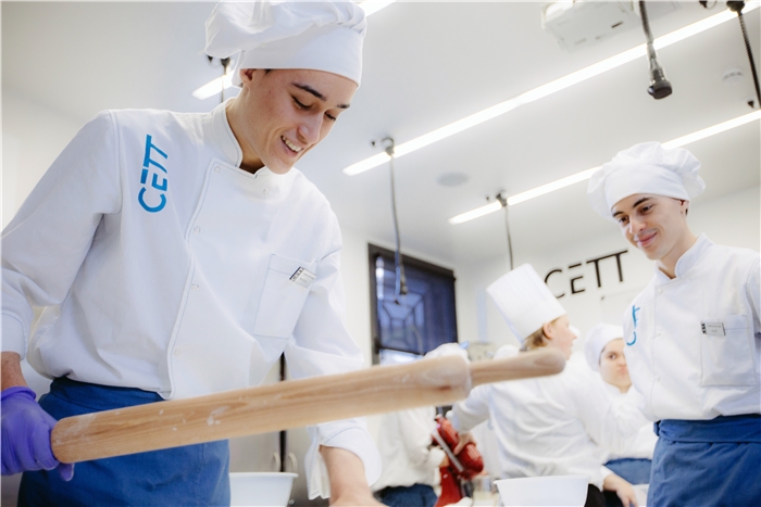Photography from: Curso de Chef Experto | Curso de Chef Experto CETT