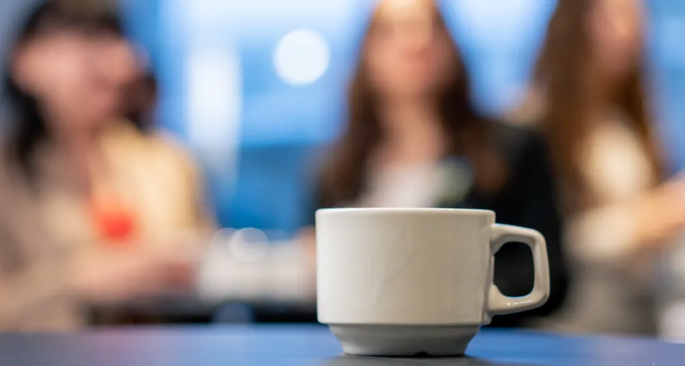 Pren un cafè amb...