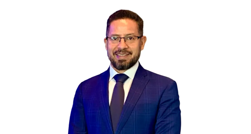 Dr. Antonio Montecinos