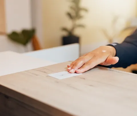 Short program - gestió hotelera - CETT