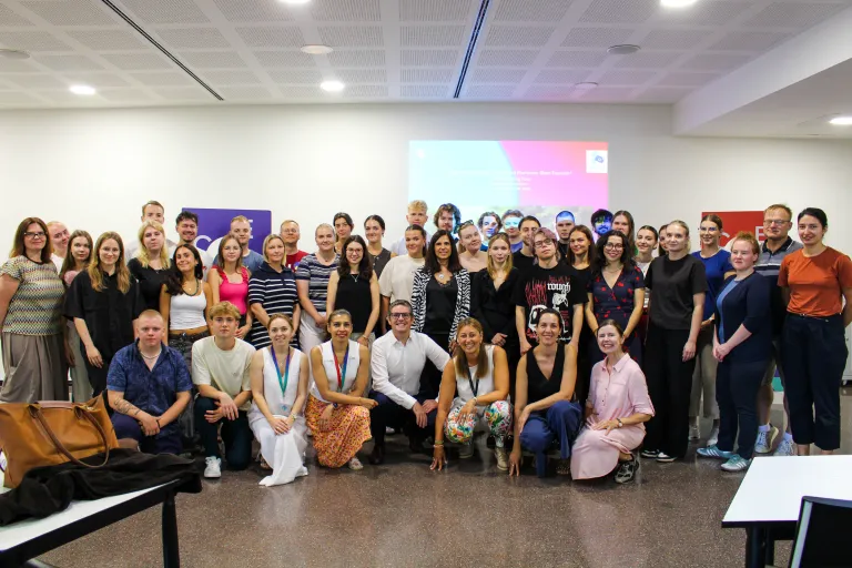 <p>Learning Tour</p>
