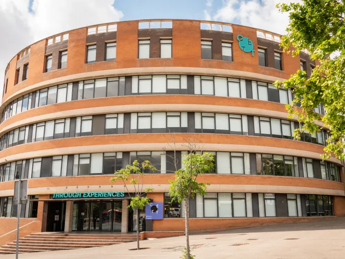 Edificio CETT