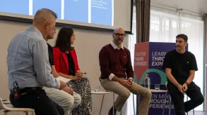 Imagen de los ponientes en el ecenario