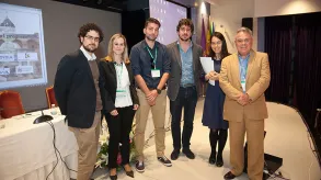 Texto alternativo aquí