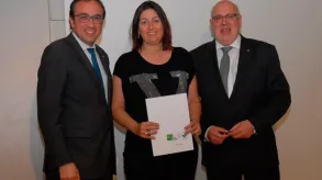 Texto alternativo aquí