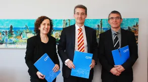 Texto alternativo aquí