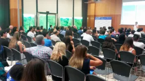 Texto alternativo aquí