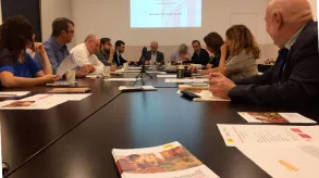 Texto alternativo aquí