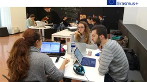 Texto alternativo aquí