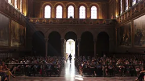 Texto alternativo aquí