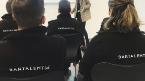 Texto alternativo aquí