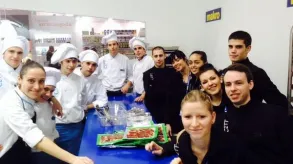 Texto alternativo aquí