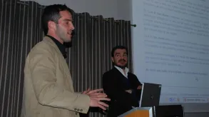 Texto alternativo aquí