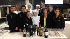 Texto alternativo aquí