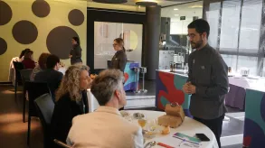 Texto alternativo aquí