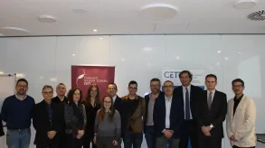 Texto alternativo aquí