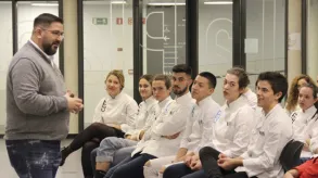 Texto alternativo aquí