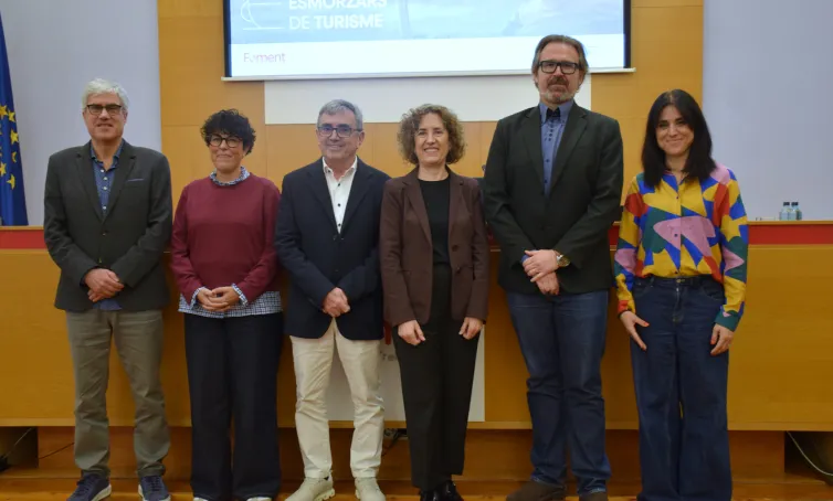Ponentes del Desayuno de Turismo