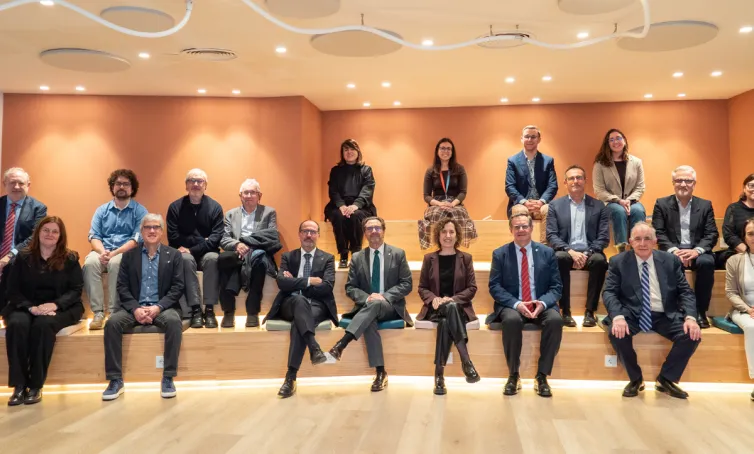 Personas en foto de grupo