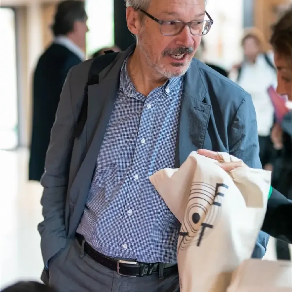 CETT FUNDACIÓ ÁMBITOS 3