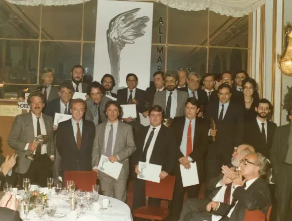 1985-1995: La era de la promoción impresa y la comunicación institucional_imatge 1