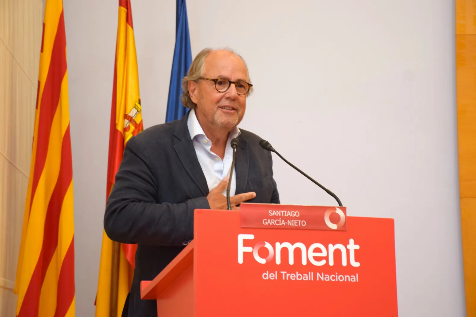 El representante de Foment de Treball tras el atril