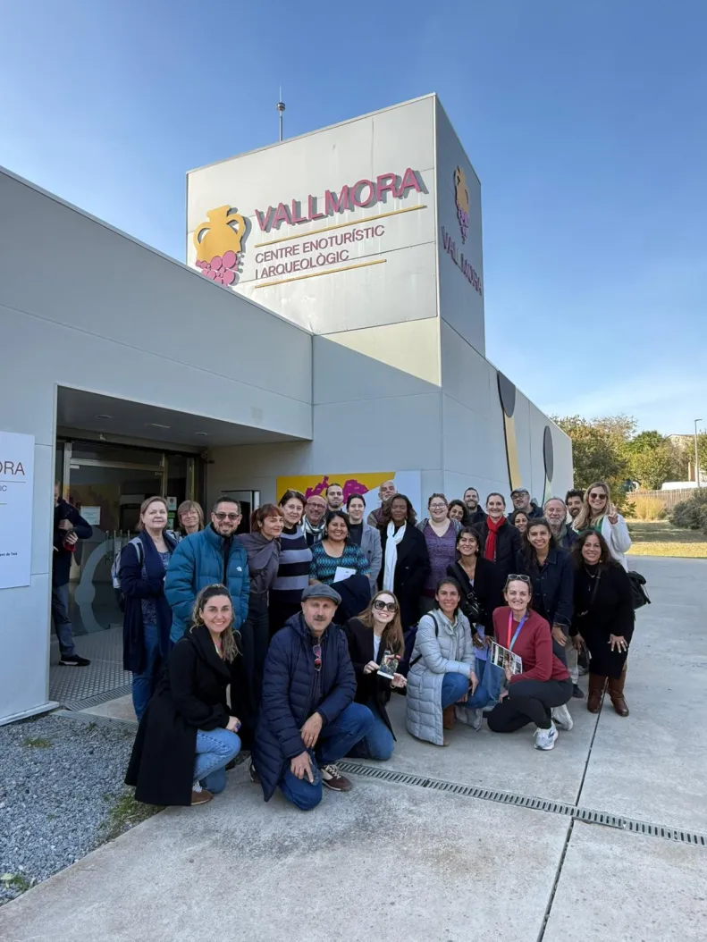 Imagen de una clase en una excursión