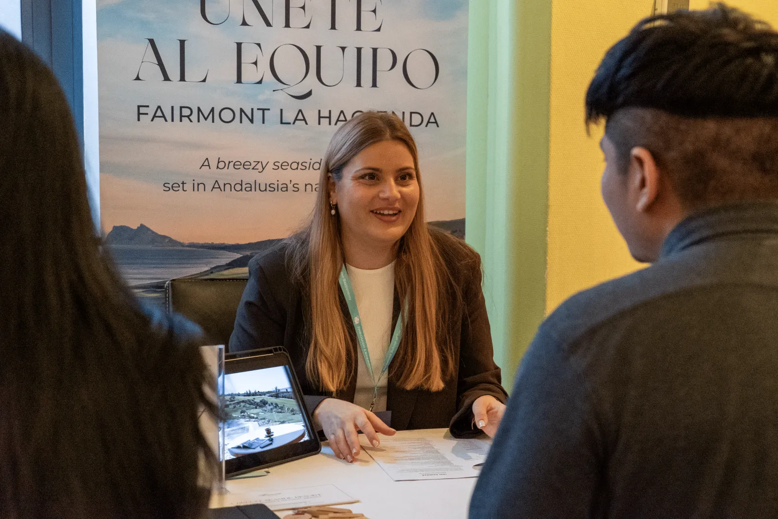 persona en entrevista de trabajo