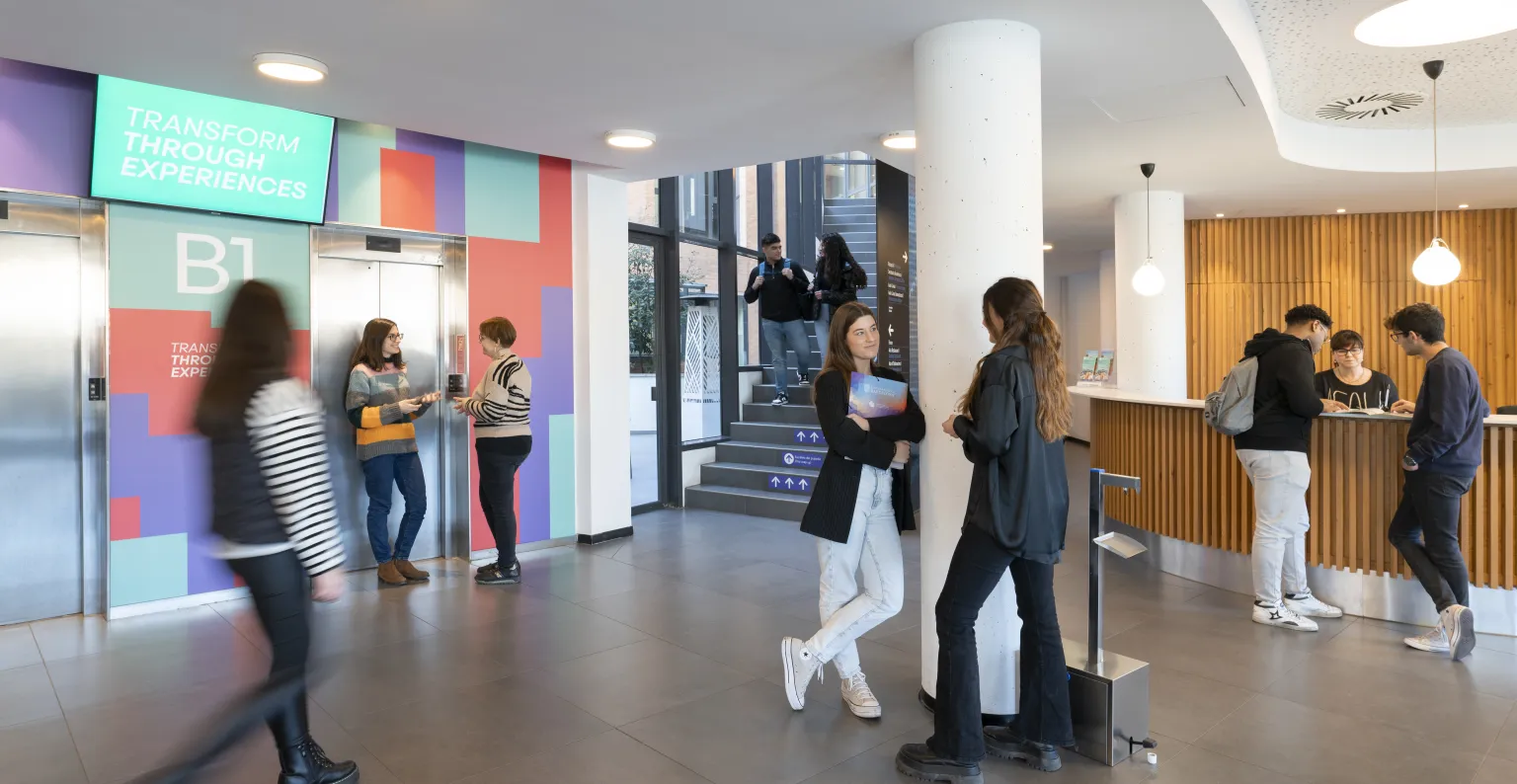 Grau en Turisme Cett