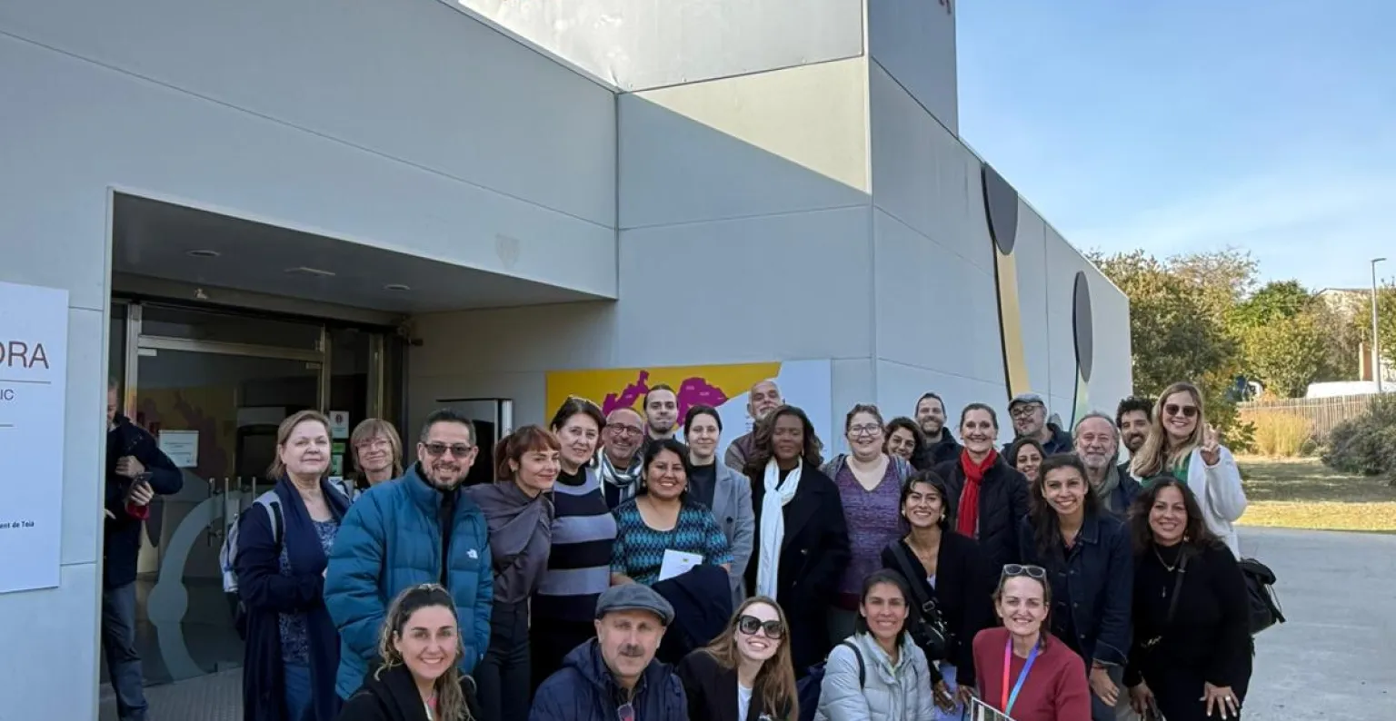 Imagen de una clase en una excursión