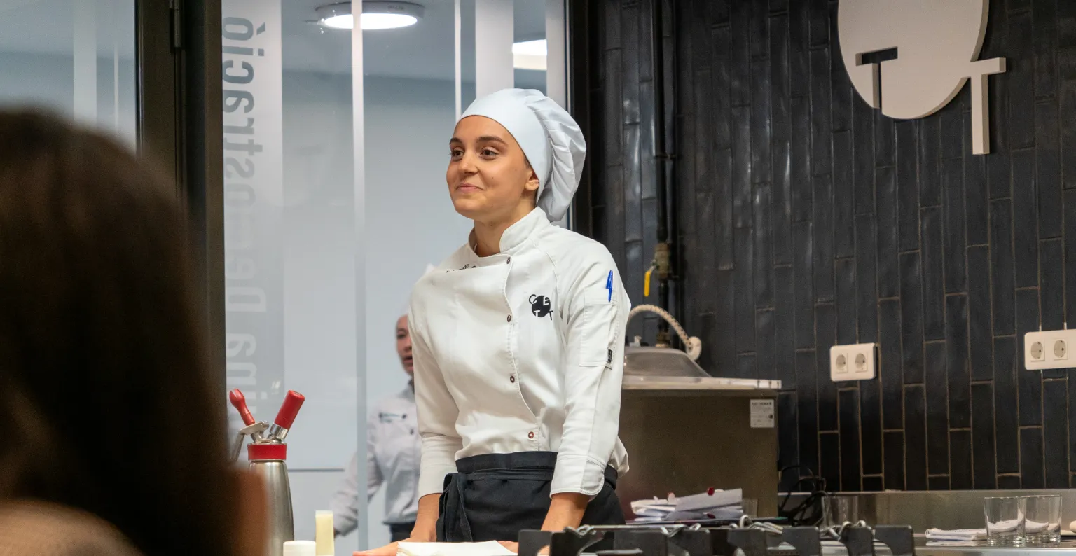 persona en plano americano